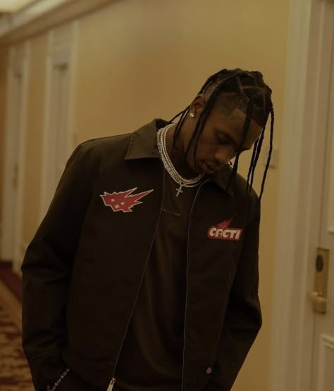 Travis Scott, White, Black