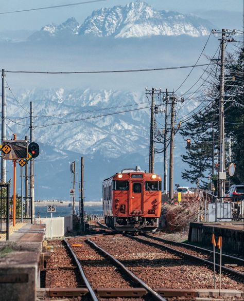 Japan Railway, Wind Rises, Japan Landscape, Japanese Landscape, Toyama, Japanese Culture, Japan Travel, Photo Credit, Travel Photos