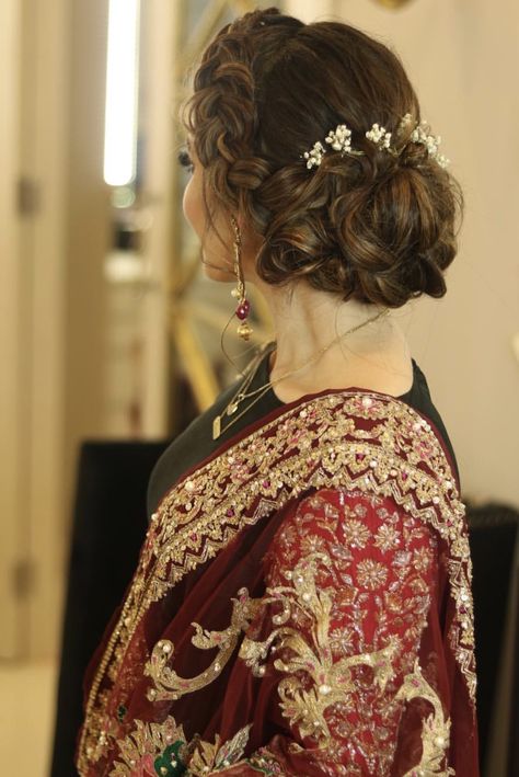 Pakistani Hair, Hair Styels, Wedding Bun Hairstyles, Bridal Hairdo, Dressing Ideas, Bridal Hair Buns, Indian Wedding Hairstyles, Pakistani Celebrities, Front Hair Styles