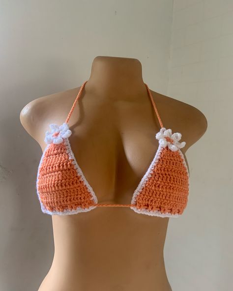 🧡🤍Just finished this stunning crochet cottage core bikini in a size small, and I can’t stop admiring how it turned out! 😍 🧡🤍Made with love for a friend, @queentimmyy and I really hope she loves it as much as I do. 😍 🧡🤍This can be made in any color and size of your choice! If you want one, feel free to send me a DM. 💕 #crochet #crochetbikini #crochetaddict #crochetlove #bikini #cottage #cottagecore #HandmadeWithLove #CrochetBikini Crochet Bras, Crochet Cottage Core, Crochet Cottage, Crochet Swimsuit, Diy Fashion Scarf, Bikinis Crochet, Crochet Bra, Crochet Swimwear, Swimsuit Pattern