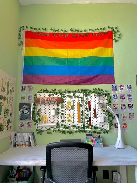 Pride Room Ideas, Pride Bedroom Ideas, Gay Room Aesthetic, Lgbtq Room Ideas, Gay Room, Aesthetic Decor Ideas, Grunge Room Ideas, Pastel Aesthetic Room, Boutique Aesthetic