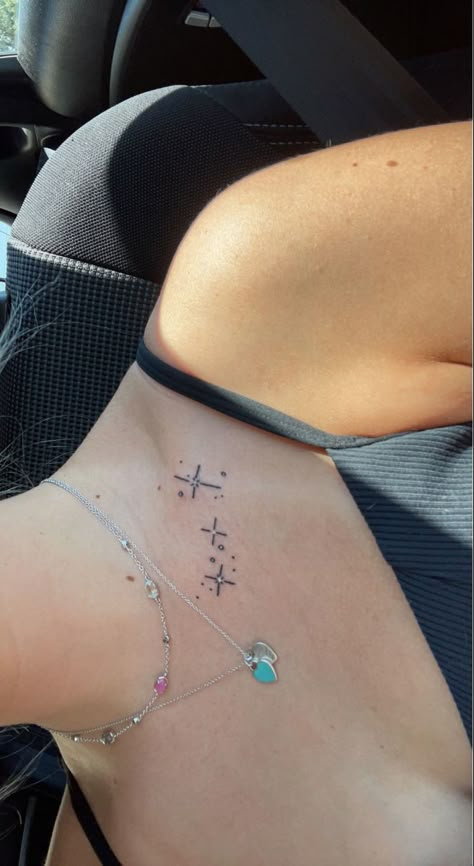 Star sparkle collarbone tattoo, necklace inspo Colar Bone Tattoo Simple, Collarbone Stars Tattoo, Sparkles On Collarbone Tattoo, Sparkle Tattoo Collar Bone, Collarbone Sparkle Tattoo, Stars Tattoo Collar Bone, Simple Collarbone Tattoos, Sparkle Shoulder Tattoo, Sparkle Tattoo Shoulder