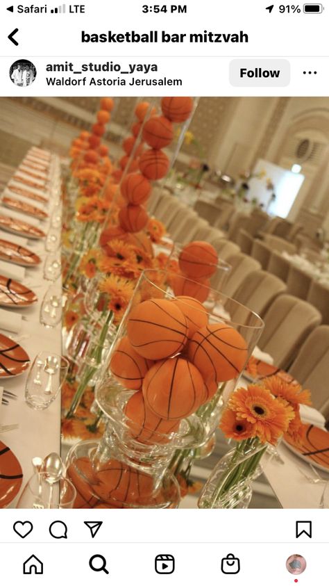 High School Basketball Banquet Ideas, Athletic Banquet Ideas, Sports Theme Centerpiece Ideas, Sports Table Centerpieces, Gala Table Decor, Sports Award Banquet Ideas, Sweet 16 Party Themes Color Schemes, Sport Banquet Ideas, Adult Basketball Theme Party