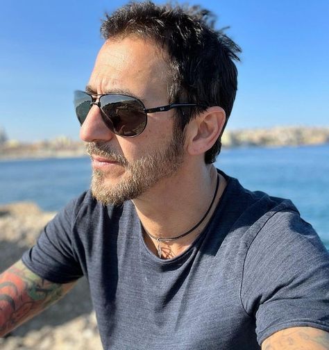 Sully Erna, Square Sunglasses Men, Square Sunglasses, Mens Sunglasses, Square Sunglass, That Look, Quick Saves