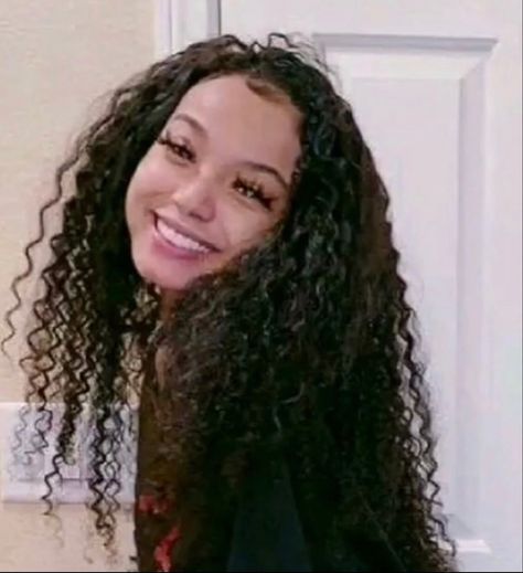 Ashley Lovelace, Cindy Kimberly, Beautiful Smile, Ash, Dreadlocks, Long Hair Styles, Hair Styles, Water, Hair