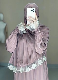 Praying Dresses, Hajib Fashion, Prayer Dress, Beach Inspired Decor, Dress Abaya, Islamic Dress, Maxi Dress Long, Hijab Styles, Flowy Fabric