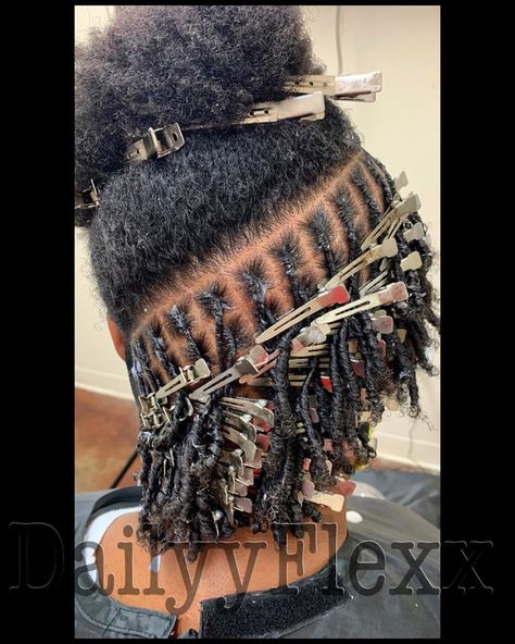 157 Likes, 4 Comments - Dailyy Flexx Beauty Studio LLC (@dailyy_flexx_beautystudiollc) on Instagram: “Diamond 💎 Parts!!! #dailyyflexx #starterlocs #diamondparts #locs #combtwist #combcoils #twist…” Diamond Part Locs, Comb Twist, Starter Locs, Beauty Studio, Loc Styles, Bold Fashion, Locs, Sequin Skirt, Natural Hair Styles