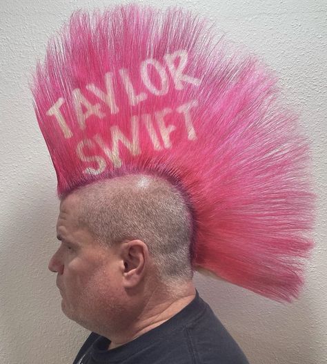 Guys With Pink Hair, School Haircut, Pink Hair Guy, Zombie Comic, Back To School Haircuts, Fire Hair, Taylor Swift Hair, Charli Xcx, Hair Inspiration Color