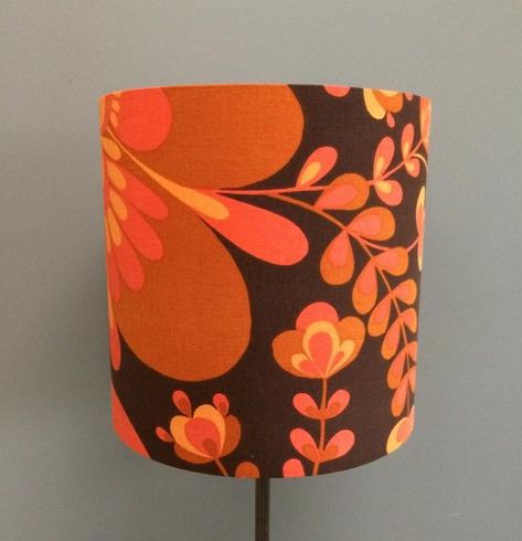 Funky Lampshades, Lampshade Painting, 70’s Decor, Retro Lampshade, Retro Interior Design, Boho Interior Design, 70s Vintage Fashion, 70s Party, Retro Interior