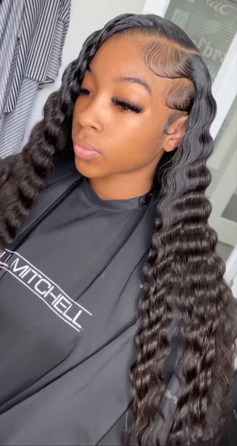 Crimped Leave Out, Wavy Sew In Weave Side Part, Side Part Crimps Sew In, Cute Weave Hairstyles, Black Hair Extensions, Long Hair Wigs, Braided Hairstyles For Black Women Cornrows, Black Ponytail Hairstyles, Different Hair Types