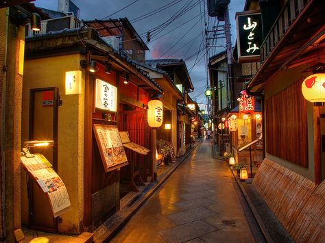 Pontocho Alley, Kyoto, Japan Japan Slums, Japan Alleyway, Pontocho Alley, Pontocho Kyoto, Japan Scenery, What's My Aesthetic, City Layout, Japan Street, Japanese Landscape