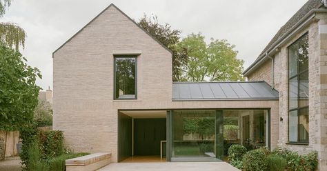 Concrete Kitchen Island, Brick Extension, 18th Century House, Exposed Rafters, English Architecture, London Lifestyle, Colorado State University, Rural House, Outdoor Entertaining Spaces