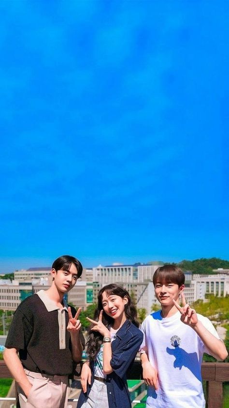 Cheer Up Wallpaper Kdrama, Cheer Up Wallpaper, Kpop Actors, Bae Inhyuk, Aesthetic Kdrama, Yonsei University, Korean Couple Photoshoot, Squad Outfits, Seo In Guk