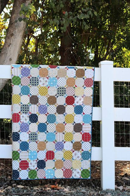 Temecula Quilt Company: Scrappy Snowball Sew Along Snowball Quilt Patterns Free, Snowball Quilts Ideas, Flowering Snowball Quilts Free Pattern, Snow Ball Quilt Pattern, Free Snowball Quilt Pattern, Two Fabric Snowball Quolt, Throw Quilts, Happy Quilts, Reproduction Fabrics