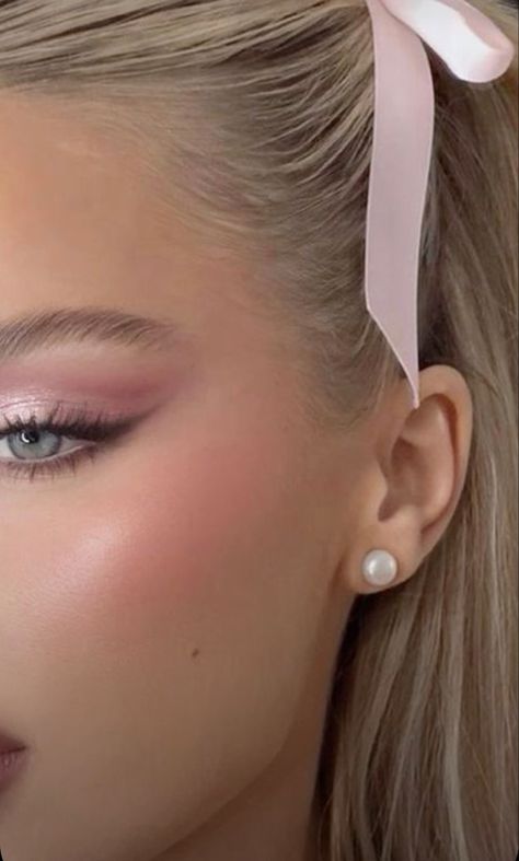 Pink Dance Makeup, Nutcracker Makeup Ballet, Ballerina Stage Makeup, Ballerina Makeup Aesthetic, Ballet Recital Makeup, Ballerina Core Makeup, Ballet Core Makeup, Princess Aurora Makeup, Ballet Stage Makeup