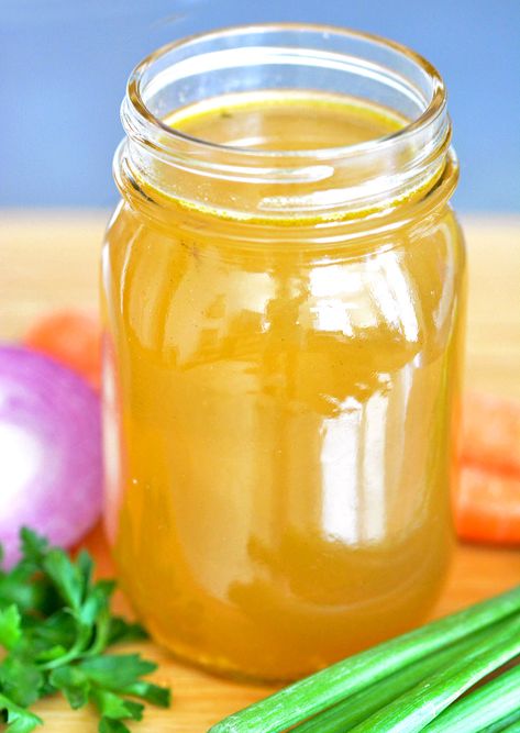 Beef Broth Substitute, Homemade Beef Stock, Recipes With Vegetable Broth, Meat Stock, Smoked Turkey Wings, Cold Snack, Beef Wellington Recipe, Stock Recipes, Potted Beef