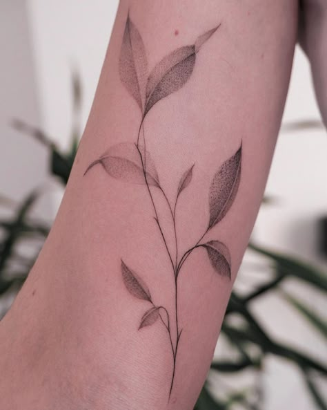 Mum Tattoo, Special Tattoos, Elbow Tattoos, Small Pretty Tattoos, Vine Tattoos, Ornamental Tattoo, Botanical Tattoo, Makeup Tattoos, Spine Tattoos