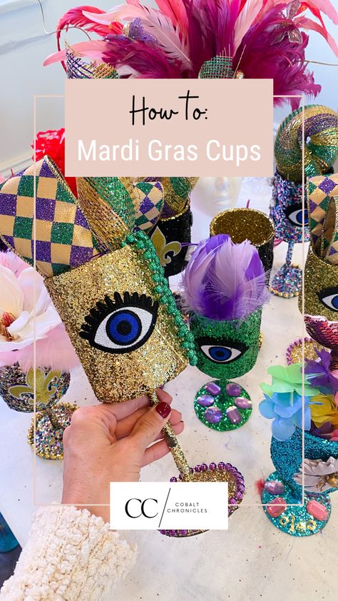 Mardi Gras Cups Designs, Cleopatra Mardi Gras Cups, Mardi Gras Centerpiece, Decorating Plastic Cups, Mardi Gras Cups, Cleo Cups, Mardi Gras Diy, Mardi Gras Throws, Mardi Gras Party Decorations