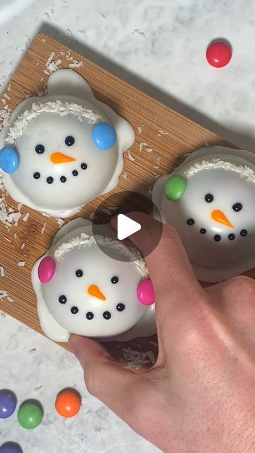 Craft Factory on Instagram: "A melted snowman isn't sad, it's delicious! 😋 #christmas #chocolate #recipe" Melted Snowman Art, Melted Snowman Christmas Card, Melted Snowman Chocolate, Melted Snowman Brownies, Diy Melting Snowman, Melting Snowman Cake, Snowman Cake Pops, Craft Factory, Melting Snowman