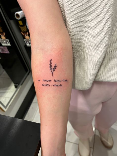 You Never Saw My Birthmark Harry Styles Tattoo, Hardy Styles Tattoo, Harry Styles Hand Tattoo, Harry Styles Tattoos Inspiration, Harry Styles Hands, Harry Tattoos, Inspo Tattoo, Song Tattoos, Harry Styles Drawing