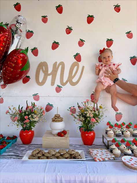 Baby Birthday Outfit, Baby First Birthday Themes, Baby Birthday Themes, 1st Birthday Party Decorations, 1st Birthday Party Themes, Strawberry Party, 1st Birthday Themes, 1st Birthday Decorations