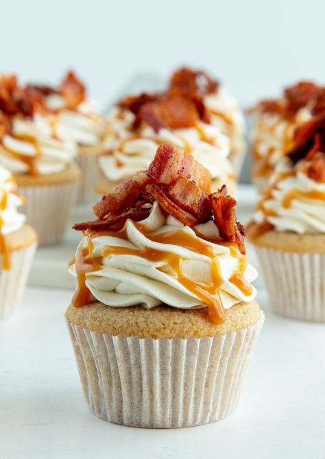 Maple Bacon Cupcakes - Cake Me Home Tonight Bacon Cupcakes Recipe, Gourmet Cupcake Recipes, Cake Me Home Tonight, Maple Bacon Cupcakes, Bacon Desserts, Bacon Cupcakes, Caramelized Bacon, Fancy Cupcakes, Cinnamon Cake