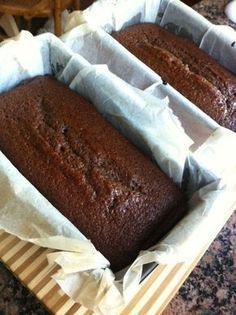 Jamaican Ginger Cake, Sticky Gingerbread, Kek Lapis, Mary Berry Recipe, Ginger Cake, Gingerbread Recipe, Gingerbread Cake, Köstliche Desserts, Food Cakes