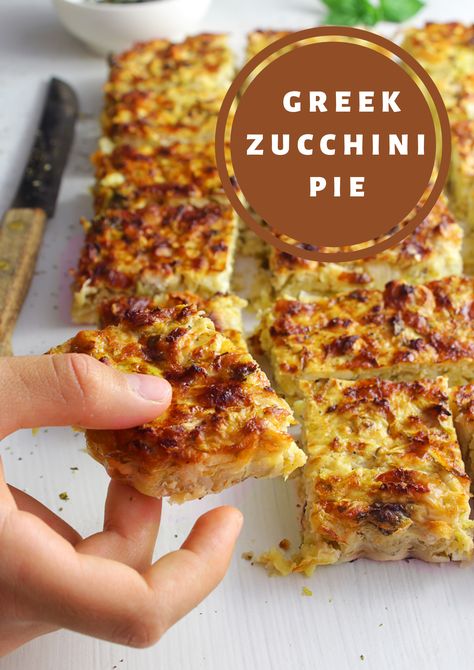 Zucchini Pie Crustless, Greek Zucchini Pie, Zucchini Quiche Crustless, Things To Make With Zucchini, Pies For Dinner, Crustless Zucchini Pie, Courgette Recipe, Zucchini Quiche Recipes, Zucchini Pie Recipes