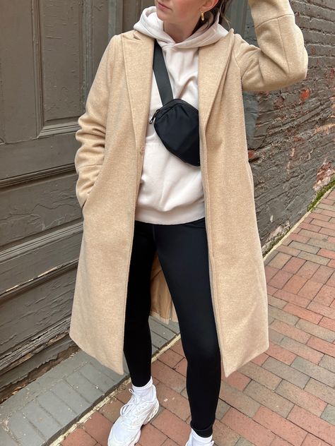 Hoodie Peacoat Outfit, Winter Hoodies Outfits, Long Coat Hoodie Outfit, Hoodie And Wool Coat Outfit, Tan Coat Outfit Casual, Pea Coat With Hoodie Outfit, Hoodie With Long Coat, Outfits With Tan Coat, Autumn Hoodie Outfit