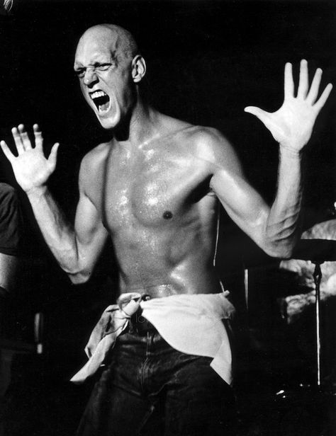 Peter Garrett of Midnight Oil, early 80s Concert Lighting, Australian Music, Midnight Oil, Rock Artists, Rock Posters, Best Rock, Beautiful Voice, Music Fans, Post Punk