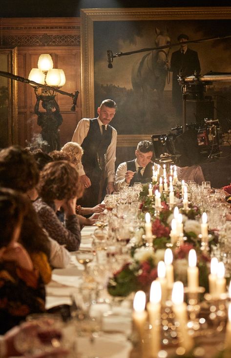 Arrow House Peaky Blinders, Pesky Blinders Aesthetic, Pesky Blinders Wedding, Peaky Blinders Party, Peaky Blinders Aesthetic, Peaky Blinders Set, 1920s England, Peaky Blinders Wedding, Acting Job