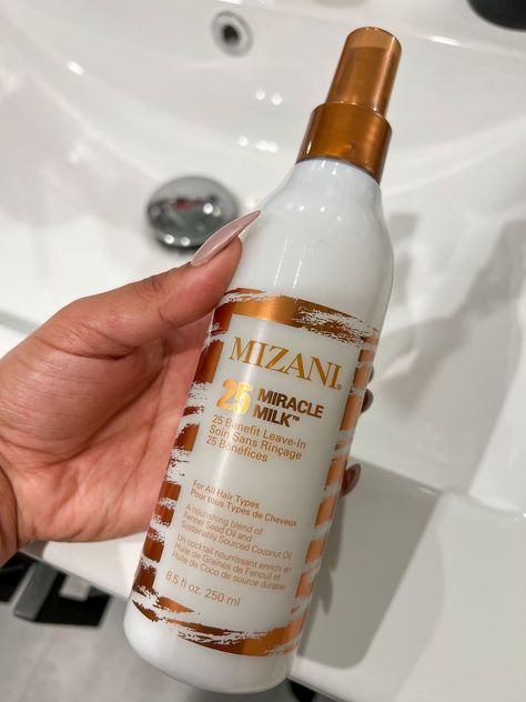 I'm currently obsessing over these three Mizani must-haves. Find out how I'm incorporating them into my haircare routine. Mizani Hair Products, Hair Care Must Haves, Curl Products, Frizz Free Curls, Tips For Hair, Haircare Routine, Cleansing Routine, Curl Pattern, Black Hair Care