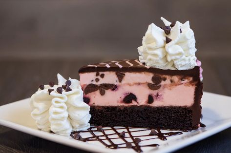 Ghiradelli Chocolate, Chocolate Frosting Recipe, Cheesecake Factory Copycat, Cherry Cheesecake Recipe, Chocolate Cheesecake Recipe, Cheesecake Factory Recipes, Chocolate Wafer Cookies, The Cheesecake Factory, Chocolate Cheesecake Recipes