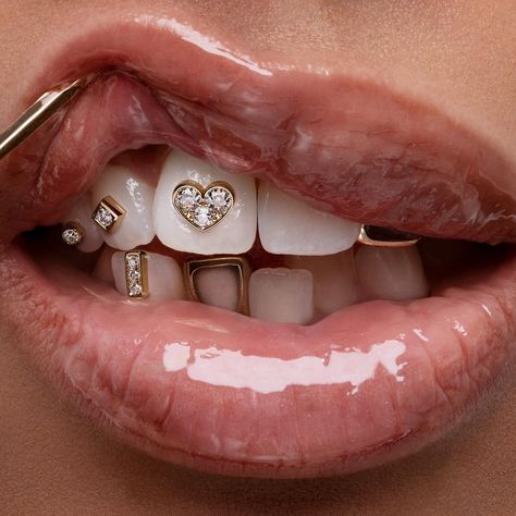 Board to Pin • Instagram Tooth Diamond, Dover Street Market London, Teeth Aesthetic, Pretty Teeth, Dental Jewelry, Grillz Teeth, Diamond Teeth, Dope Jewelry Accessories, Grills Teeth