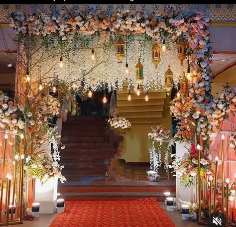 Wedding Entry Decoration, Wedding Gate Decoration Indian, Wedding Hall Entrance Decorations, Wedding Entry Gate Decoration, Wedding Gate Decor, Marriage Entry Gate Decoration, Gate Decoration With Flowers, Flower Gate Decoration, Entry Gate Decoration Wedding