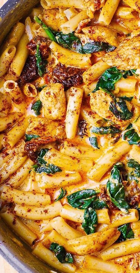 Asiago Chicken Pasta, Asiago Chicken, Chicken Spinach Pasta, Pasta With Spinach, Pasta With Chicken, Creamy Pasta Recipes, Food Stamps, Asiago, Sun Dried Tomatoes