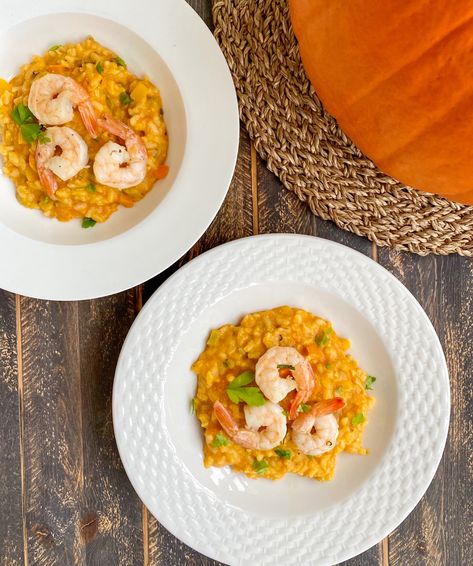 Pumpkin Sage Risotto with Shrimp - {Dietetic Directions, Dietitian Recipe} Risotto With Shrimp, Pumpkin Chilli, Sage Risotto, Dietitian Recipes, Shrimp Risotto, Pumpkin Risotto, Pumpkin Chocolate Chip Muffins, Risotto Recipe, Cheese Pumpkin