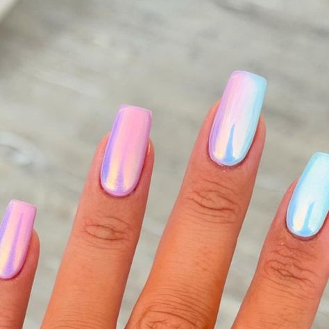 Mermaid Chrome Nails Designs, Pink Blue Chrome Nails, Pink And Blue Chrome Nails, Purple Blue Ombre Nails, Sunset Chrome Nails, Blue Iridescent Nails, Sherbet Nails, Ombré Chrome Nails, Iridescent Chrome Nails