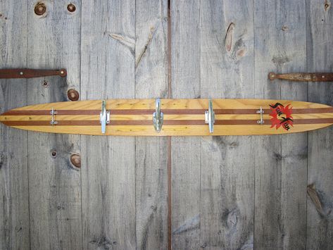 AUSSIE SKIBOATS: OLD SKIS Vintage Water Ski, Water Ski Decor, Jacket Rack, Ski Ideas, Boat Cleat, Old Skis, Lakehouse Ideas, Deco Marine, Lake Fun