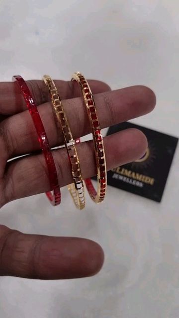 Pagadam Jewellery Bangles, Pulimamidi Jewellers, Pacheli Bangle Gold, Bombay Bangles Gold, Luxury Gold Hallmarked Bangle, Light Weight Gold Jewellery, Luxury 22k Gold Hand-set Bangle, 22 Carat Gold Jewellery, Fancy Blouse