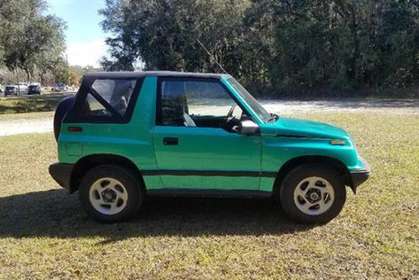 Autotrader Find: Really Nice 2-Door 1994 Geo Tracker Geo Tracker, Car Shopping, Beach Cars, Pimped Out Cars, Sweet Cars, Mini Trucks, Vroom Vroom, Future Car, Car Shop