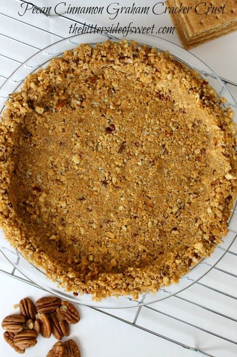 Cinnamon Graham Cracker Crust, Pecan Cinnamon, Graham Cracker Crust Recipe, Pecan Pie Crust, Cheesecake Bar, Pecan Pie Easy, Easy Pie Crust, Pie Crusts, Cracker Crust