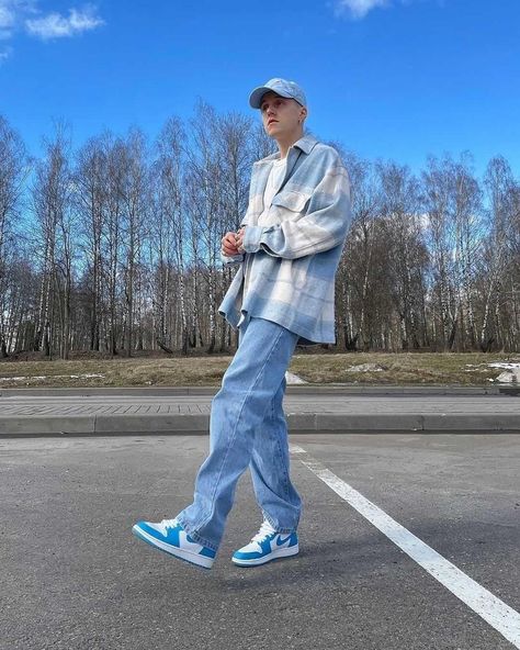 Sneakers & Streetwear | Baggy Fits 🛍 1, 2, 3, 4, 5 or 6? 💭 Follow us, @stonedfits, for more! 👻 ⇁ Credits: / | Instagram Blue Jordans Outfit, Indie Boy Outfits, Blue Shoes Outfit, Boys Summer Fashion, Classy Streetwear, Jordan Outfit, Aesthetic Outfits Men, Blue Jordans, Dope Fits