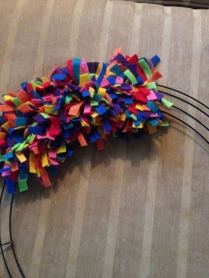 birthday wreath, crafts, wreaths Diy Birthday Wreath, Birthday Wreath Diy, Birthday Wreaths, Crafts Wreaths, Balloon Wreath, Small Bunny, Birthday Wreath, Easy Diy Wreaths, Wire Wreath Forms