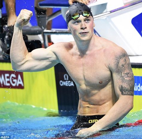 The 22-year-old clocked 25.99 seconds, just 0.04secs down on his own world record Adam Peaty Wallpaper, Swimming Wallpaper, Michael Phelps Swimming, Adam Peaty, Michael Phelps, World Record, Male Physique