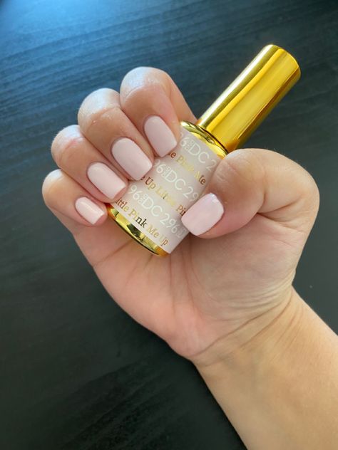 Dnd Gel Polish Colors Light Pink, Dnd Gel Polish Colors Wedding, Dnd Gel Light Pink, Sapphire Blue French Tip Nails, Dnd Pearl Pink, Light Pink Dnd Gel Polish, Dnd Dip Powder Colors Neutral, Nails Dnd Colors, Dnd Neutral Gel Polish Colors