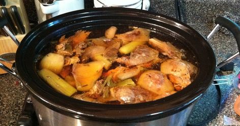 I love Easter, and as a Greek tradition, my family always has lamb at our Easter feast. This year was my turn to prepare the lamb - a feat I... Lamb Bone Broth Recipe, Lamb Bone Broth, Making Chicken Stock, Lamb Slow Cooker Recipes, Crockpot Lamb, Easter Feast, Making Chicken, Bone Broth Recipe, Paleo Crockpot