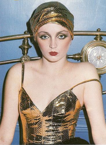 Photo by Guy Bourdin, 1973. Catherine Baba, 70s Makeup, 70s Glam, Guy Bourdin, David Bailey, Lauren Hutton, Paris Vintage, Vogue Uk, Vintage Makeup