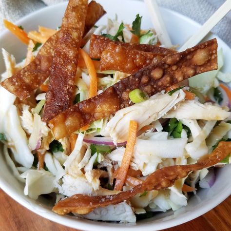 Chrissy Teigen Recipes, Chinese Chicken Salad, Chinese Chicken, Paula Deen, Chrissy Teigen, Greens Recipe, Delicious Salads, Tahini, Chopsticks