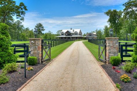 Farm Gates Entrance, Entrance Gates Driveway, Driveway Entrance Landscaping, Farm Entrance, Driveway Entrance, Farm Gate, Driveway Design, Driveway Gates, Farm Fence